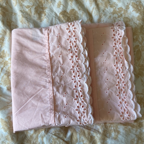 THIS ITEM IS SOLD not sure  why the admin have not changed it I made them aware - Picture 3 of 6